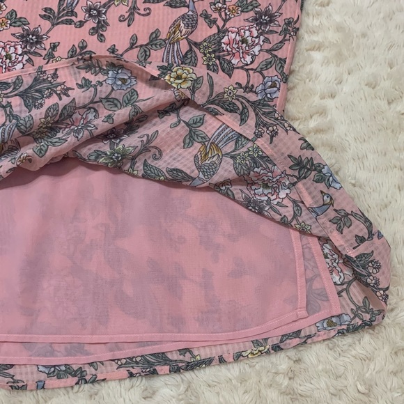 SOLD ✨ LOFT Floral Print w Peplum Hem Blouse Pink Multicolor - Size M - Picture 9 of 14